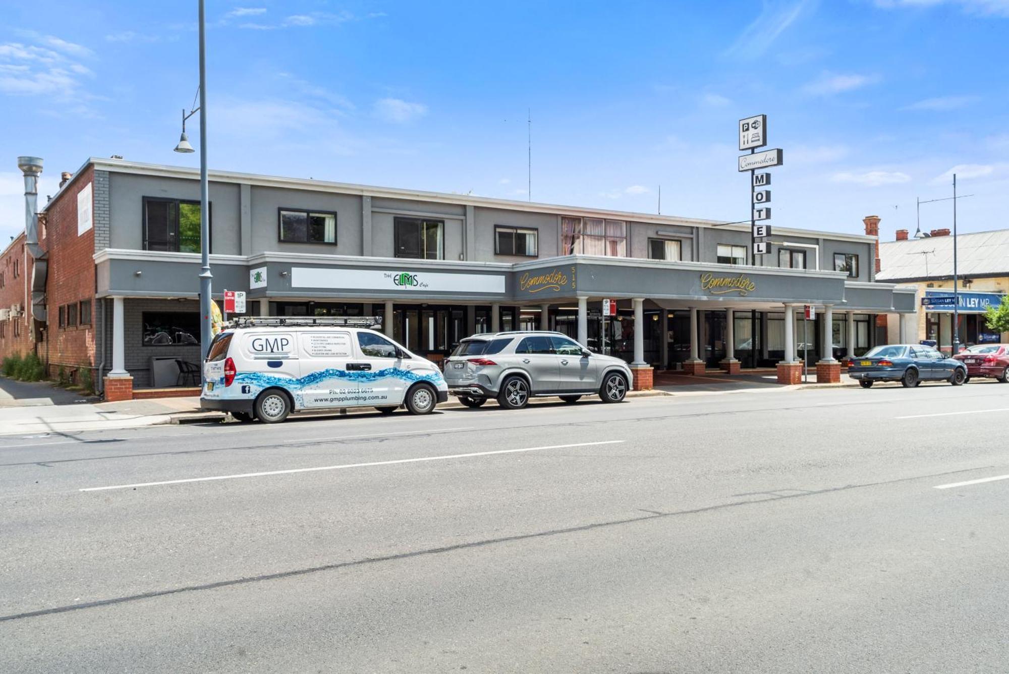 Commodore Motor Inn Albury Zewnętrze zdjęcie